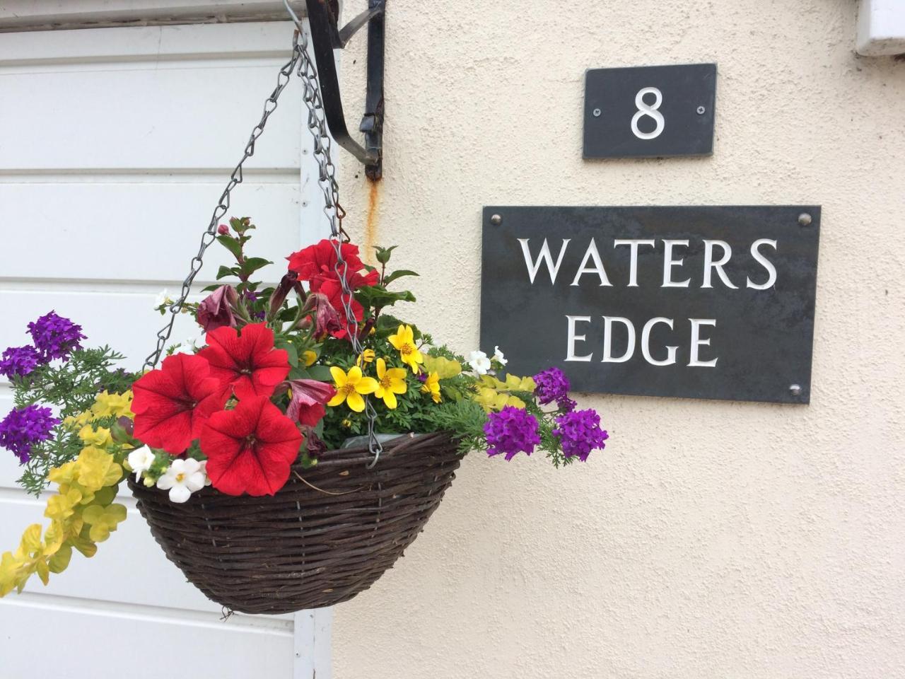 קרייסטצ'רץ' Water'S Edge B&B מראה חיצוני תמונה