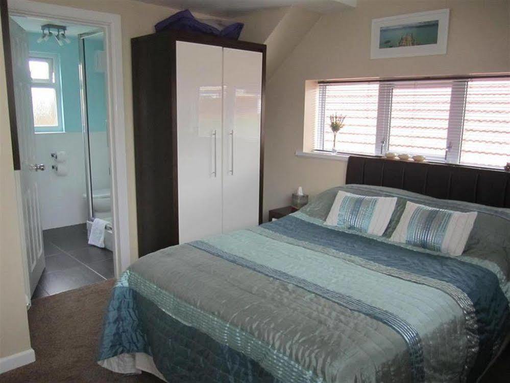 קרייסטצ'רץ' Water'S Edge B&B מראה חיצוני תמונה